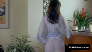 MENA SUVARI nude in Edmond