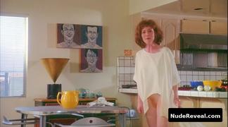 JULIANNE MOORE nude in Short Cuts