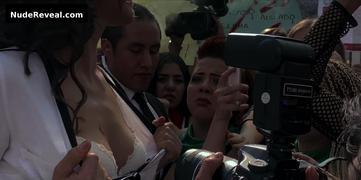 DANIELA SCHMIDT nude in Monarca