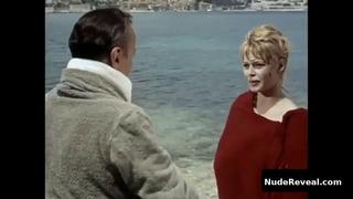 BRIGITTE BARDOT nude in Une parisienne