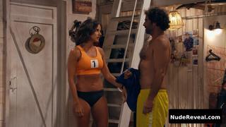 SARA MATOS nude in Sangue Oculto