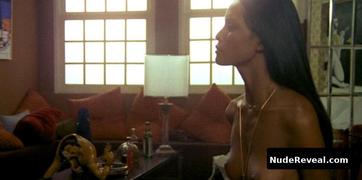 LAURA GEMSER nude in Emanuelle in America
