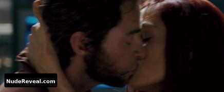 FAMKE JANSSEN nude in X-Men: The Last Stand