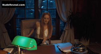 LYDIA HEARST nude in Aileen Wuornos: American Boogeywoman