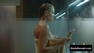 BELEN RUEDA nude in B&b, De Boca En Boca
