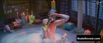 KAREENA KAPOOR nude in Bewafaa