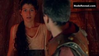 THAIS BLUME nude in Hispania, la leyenda