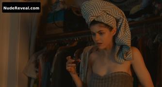 ALEXANDRA DADDARIO nude in Can You Keep a Secret?