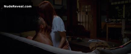 JULIANNE MOORE nude in Don Jon