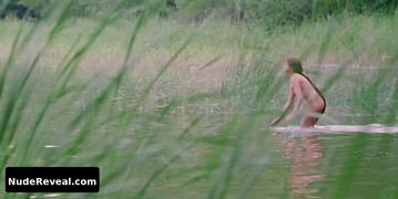 IZABELLA SCORUPCO nude in Ogniem i mieczem