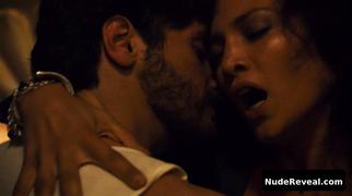 JENNIFER LOPEZ nude in Bordertown