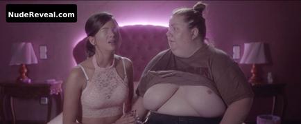 ITZIAR CASTRO nude in Skins