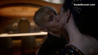 MICKEY SUMNER nude in Snowpiercer