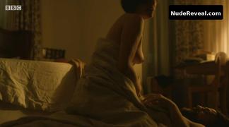 ELISABETH MOSS nude in Top of the Lake