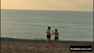 VERONICA ECHEGUI nude in A muerte