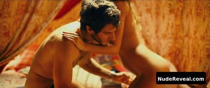 URSULA CORBERO nude in Quien mato a Bambi?