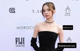 EMMA MYERS nude in A Minecraft Movie