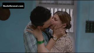 TEJASWINI PANDIT nude in Samantar