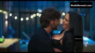 DANIELA BOTERO nude in 100 dias para enamorarnos