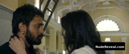 ANUSHKA SHARMA nude in Matru Ki Bijlee Ka Mandola