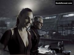 GAL GADOT nude in Zack Snyders Justice League