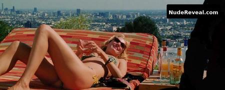 UMA THURMAN nude in Be Cool
