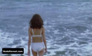 LEONIE DAHAN-LAMORT nude in The Island And The Continent