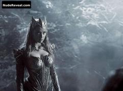 AMBER HEARD nude in Zack Snyders Justice League