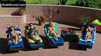 MINDY ROBINSON nude in Road Hard
