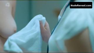 FAYE MARSAY nude in Glue