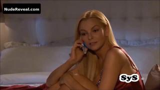 MARIANA SEOANE nude in Hasta el fin del mundo