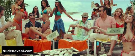 NICOLE DOMECUS nude in Horrible Bosses 2