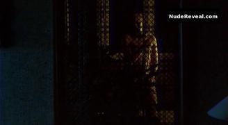 KRISTIN SCOTT THOMAS nude in Amour Et Confusions