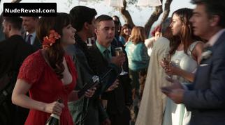 ZOOEY DESCHANEL nude in New Girl
