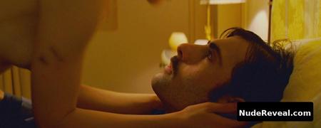 NATALIE PORTMAN nude in Hotel Chevalier