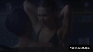 KELLI BERGLUND nude in Wallbanger