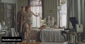 DEBRA MESSING nude in A Walk in the Clouds
