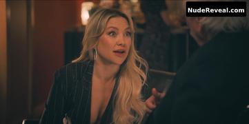KATE HUDSON nude in Running Point