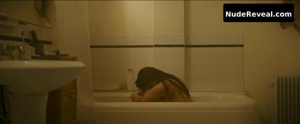 SHAILENE WOODLEY nude in To Catch a Killer