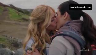 ARIENNE MANDI nude in Love, Classified