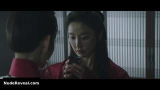 JEON JONG-SEO nude in Queen Woo