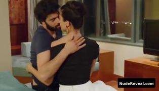 TUBA BUYUKUSTUN nude in Kara Para Ask