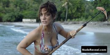 MANON AZEM nude in Ils etaient dix