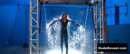AMBER HEARD nude in Aquaman