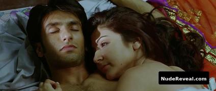ANUSHKA SHARMA nude in Band Baaja Baarat