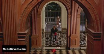 TARA REID nude in The Big Lebowski