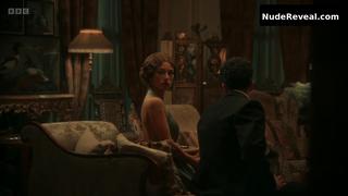 MIMI KEENE nude in Towards Zero