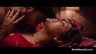 DIVYA PILLAI nude in Mangalavaaram