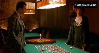LARA FLYNN BOYLE nude in Mobsters