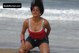 PRIYAMANI nude in Raaj